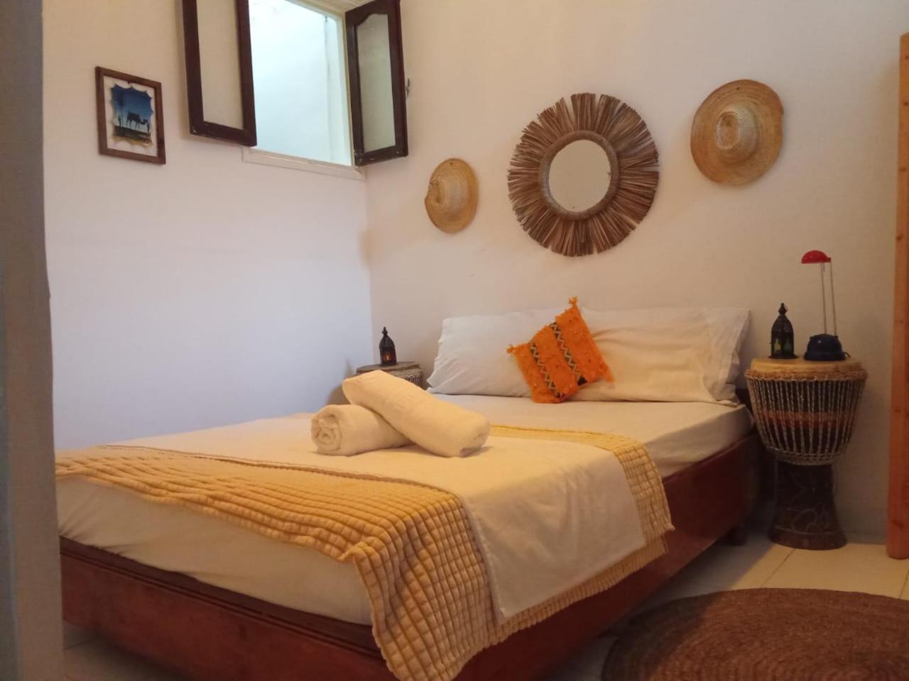 Surfer Rosa Hostel Tamraght Extérieur photo